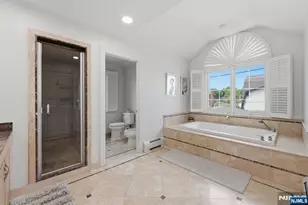 70 McElroy Ave, Fort Lee, NJ 07024 - Photo 41