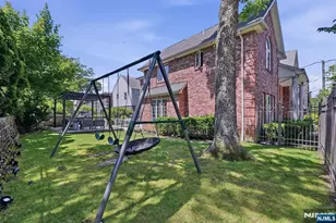70 McElroy Ave, Fort Lee, NJ 07024 - Photo 7