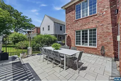 70 McElroy Avenue, Fort Lee, NJ 07024 - Photo 5