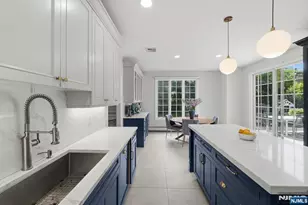 70 McElroy Ave, Fort Lee, NJ 07024 - Photo 15