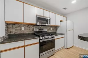 2148 Jordan Ct, Mahwah, NJ 07430 - Photo 13