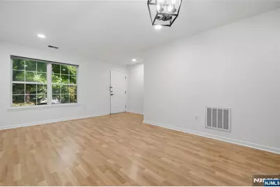 2148 Jordan Court, Mahwah, NJ 07430 - Photo 7