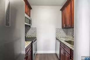 464 Central Ave A6, Jersey City, NJ 07307 - Photo 9