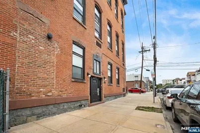 464 Central Avenue A6 #A6, Jersey City, NJ 07307 - Photo 17