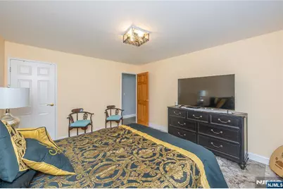 1247 Valley, Wayne, NJ 07470 - Photo 17
