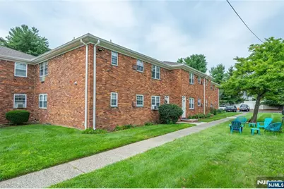 1247 Valley, Wayne, NJ 07470 - Photo 21