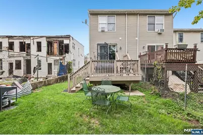22 Hecker Street, Newark, NJ 07103 - Photo 27
