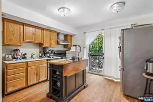 22 Hecker St, Newark, NJ 07103 - Photo 7