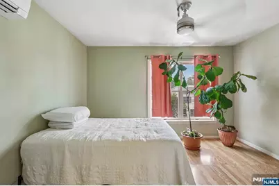 22 Hecker Street, Newark, NJ 07103 - Photo 13