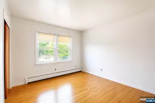 19 Village Pl, Secaucus, NJ 07094 - Photo 15