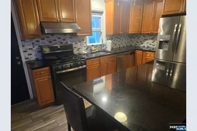 30 Chestnut Street, Elmwood Park, NJ 07407 - Photo 3