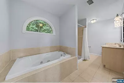 5 Valhalla Way, Rockaway Township, NJ 07866 - Photo 25