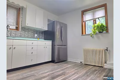 343 Tremont Avenue 1 #1, Fort Lee, NJ 07024 - Photo 9