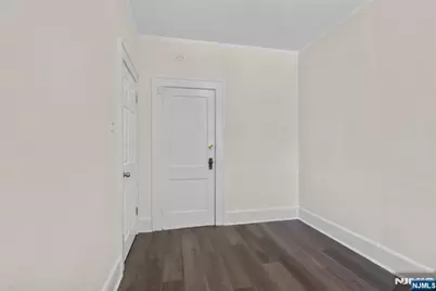 60-62 Elmwood Avenue 3 #3, Montclair, NJ 07042 - Photo 13