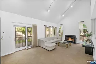 239 Westervelt Ln, Mahwah, NJ 07430 - Photo 17