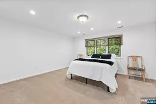 239 Westervelt Ln, Mahwah, NJ 07430 - Photo 33