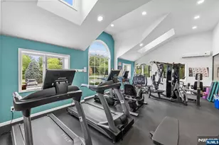 239 Westervelt Ln, Mahwah, NJ 07430 - Photo 43