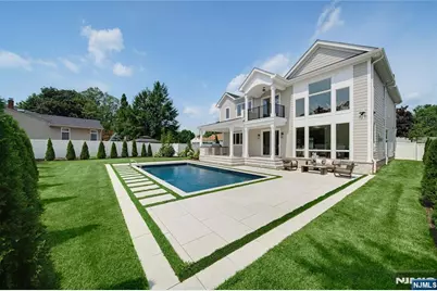 92 Oliver Road, Paramus, NJ 07652 - Photo 47