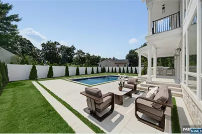 92 Oliver Road, Paramus, NJ 07652 - Photo 45