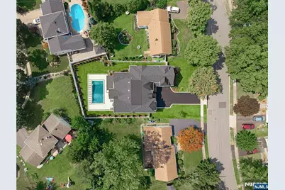 92 Oliver Road, Paramus, NJ 07652 - Photo 49