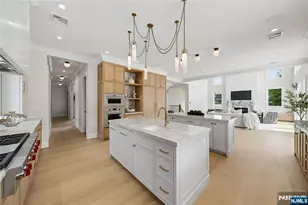 92 Oliver Rd, Paramus, NJ 07652 - Photo 17