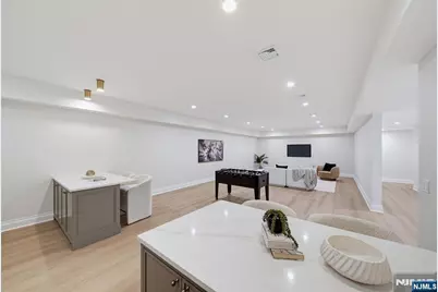 92 Oliver Road, Paramus, NJ 07652 - Photo 39