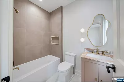 92 Oliver Road, Paramus, NJ 07652 - Photo 35