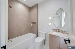 92 Oliver Rd, Paramus, NJ 07652 - Photo 35