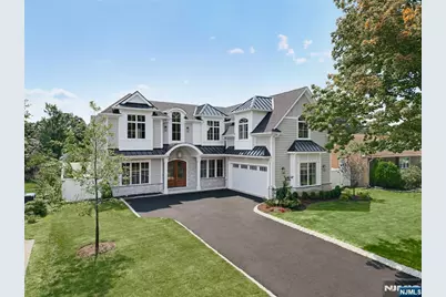 92 Oliver Road, Paramus, NJ 07652 - Photo 1