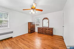 1030 Jassamine Way, Fort Lee, NJ 07024 - Photo 11