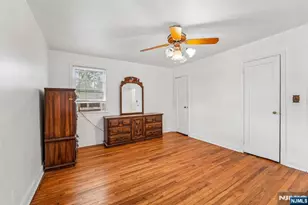 1030 Jassamine Way, Fort Lee, NJ 07024 - Photo 13