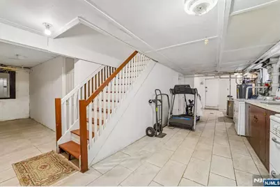 1030 Jassamine Way, Fort Lee, NJ 07024 - Photo 29