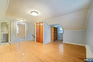 1030 Jassamine Way, Fort Lee, NJ 07024 - Photo 19