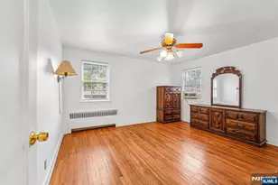 1030 Jassamine Way, Fort Lee, NJ 07024 - Photo 13
