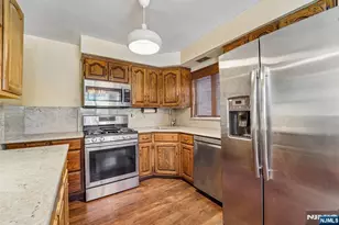1030 Jassamine Way, Fort Lee, NJ 07024 - Photo 11