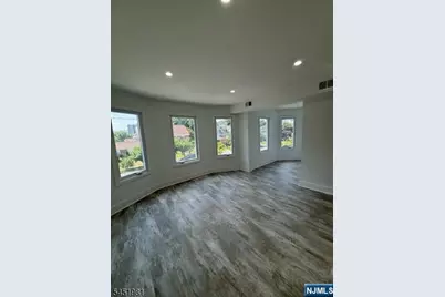 262 Anderson Street, Hackensack, NJ 07601 - Photo 3