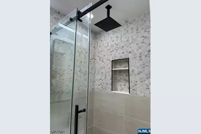 262 Anderson Street, Hackensack, NJ 07601 - Photo 25