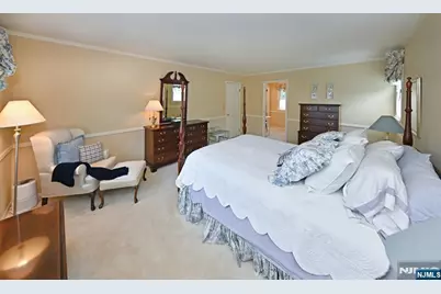 250 Meadowbrook Road, Wyckoff Township, NJ 07481 - Photo 23