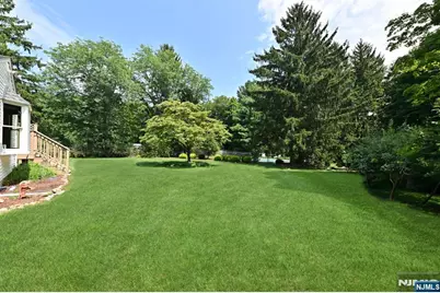 250 Meadowbrook Road, Wyckoff Township, NJ 07481 - Photo 27