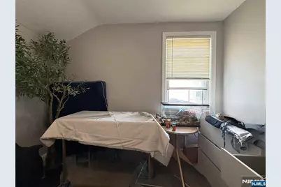342 Lincoln Avenue 2nd Fl #2nd fl, Elmwood Park, NJ 07407 - Photo 13