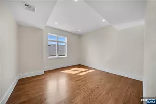 686 Probst Ave B, Fairview, NJ 07022 - Photo 19