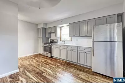 24 Horton Avenue 2 #2, Hawthorne, NJ 07506 - Photo 3