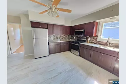 437 Broad Street, Carlstadt, NJ 07072 - Photo 7