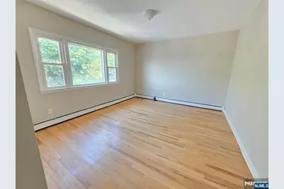 437 Broad Street, Carlstadt, NJ 07072 - Photo 3