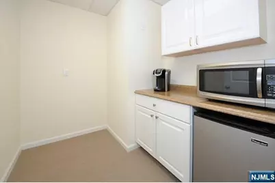 666 Godwin Avenue 120-5 #120-5, Midland Park, NJ 07432 - Photo 9