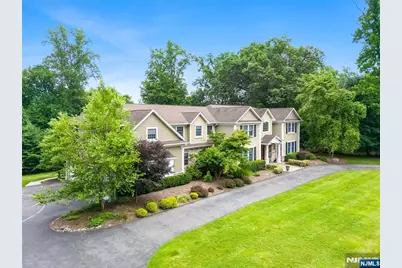 68 Eagle Rim Road, Upper Saddle River, NJ 07458 - Photo 3