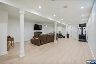 14-16 Mount Washington, Clifton, NJ 07013 - Photo 33