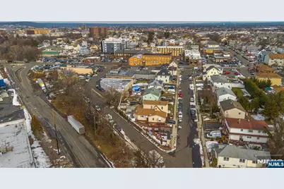 28 Butler Street, Clifton, NJ 07011 - Photo 29
