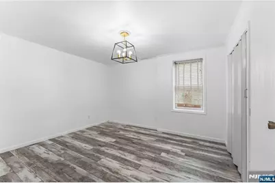 28 Butler Street, Clifton, NJ 07011 - Photo 7