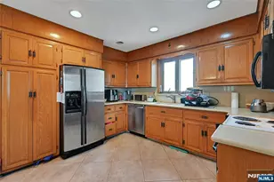 44 12th, Hawthorne, NJ 07506 - Photo 11